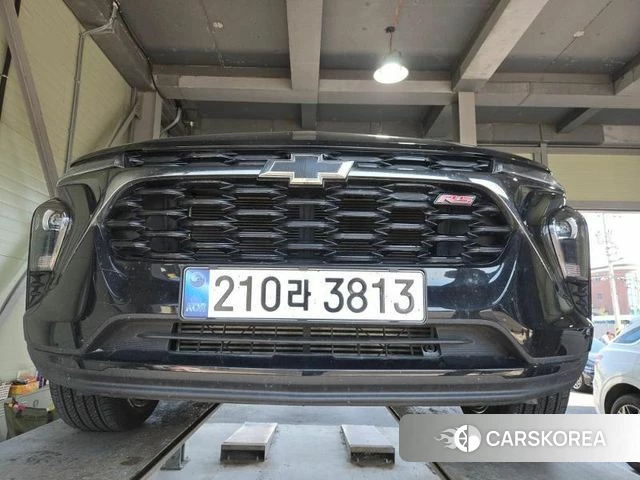 Chevrolet (GM Daewoo) Trax Crossover 2024 Черный из Кореи