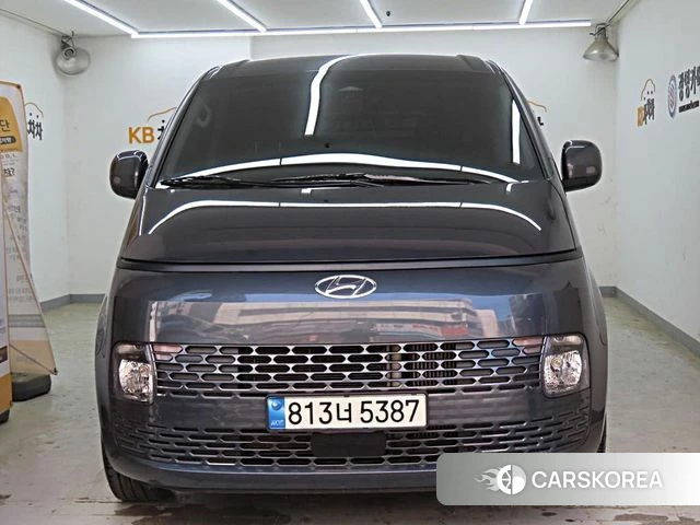 Hyundai Staria 2022 Серый из Кореи