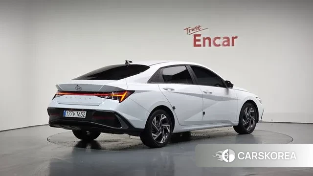 Hyundai The New Avante Hybrid (CN7) 2025 Белый из Кореи