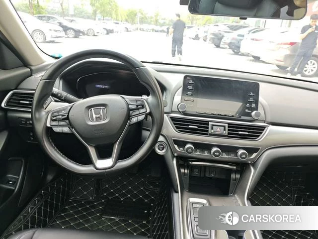 Honda Accord 2021 Белый из Китая