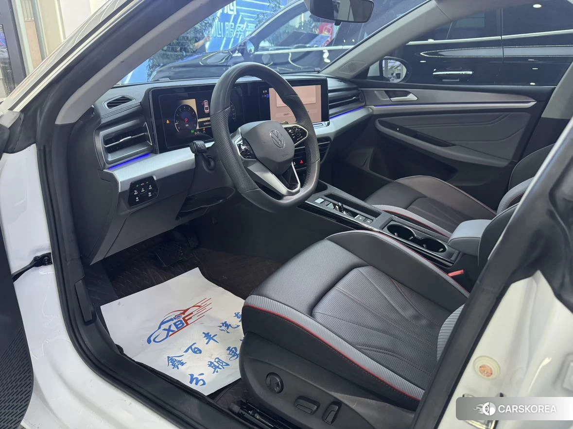 Volkswagen Lingdu 2023 Белый из Китая