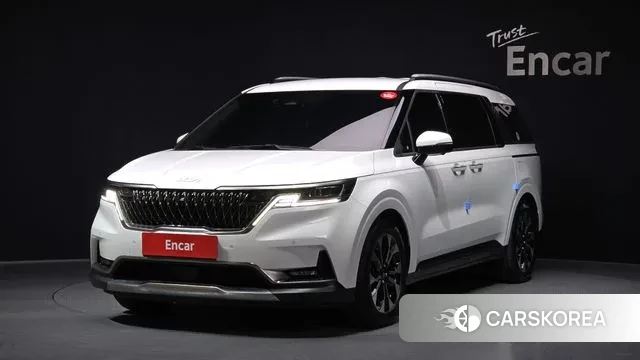 Kia Carnival 4th generation 2023 Белый из Кореи