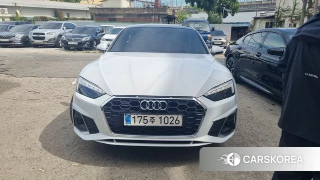 Audi A5 (F5) 2020 Белый из Кореи