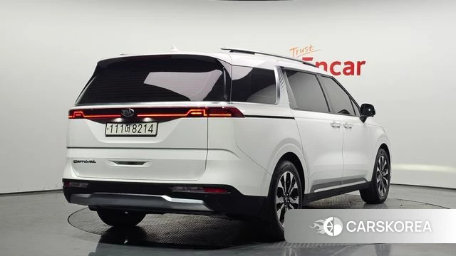 Kia Carnival 4th generation 2020 Белый из Кореи