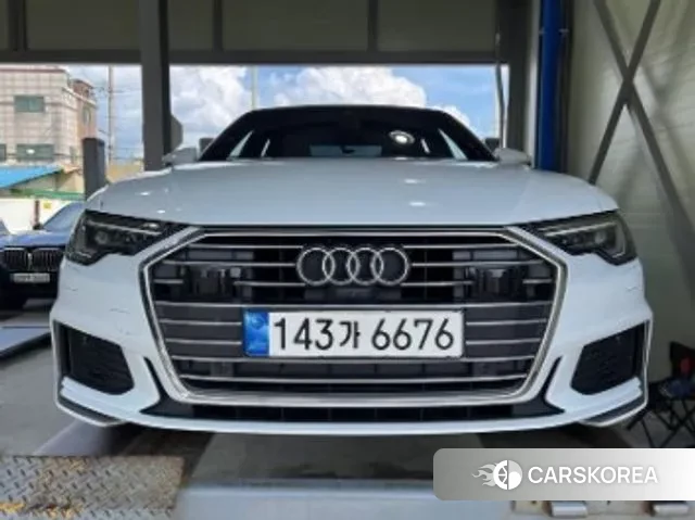 Audi A6 (C8) 2022 Белый из Кореи