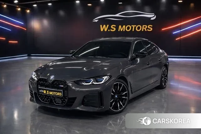 BMW i4 2023 Серебристо-серый из Кореи