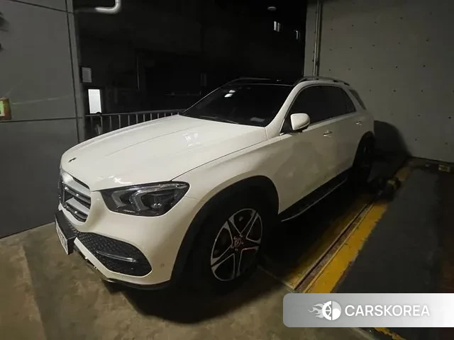 Mercedes-Benz GLE-Class W167 2022 Белый из Кореи