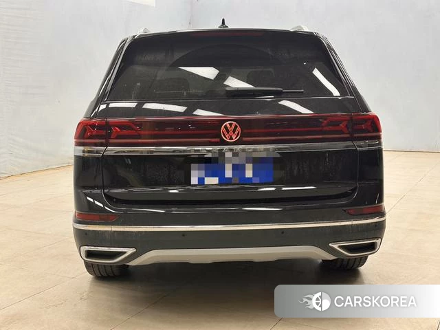 Volkswagen Tourang 2025 Черный из Китая