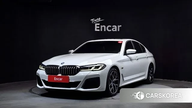 BMW 5 Series (G30) 2022 Белый из Кореи