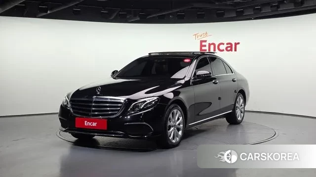 Mercedes-Benz E-Class W213 2019 Черный из Кореи