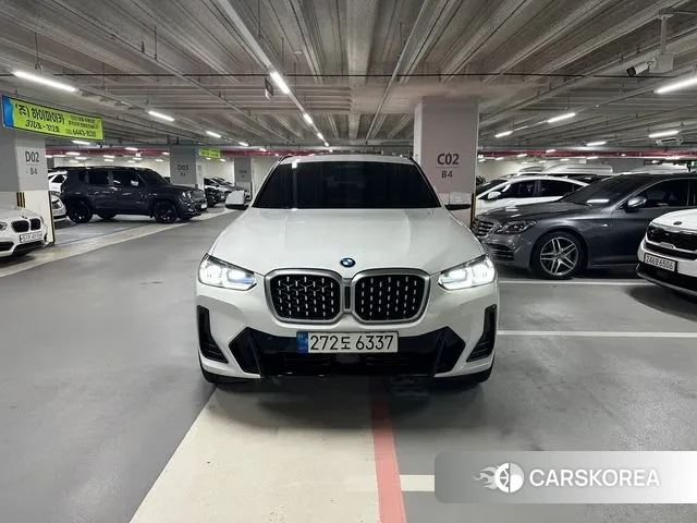 BMW X4 (G02) 2022 Белый из Кореи