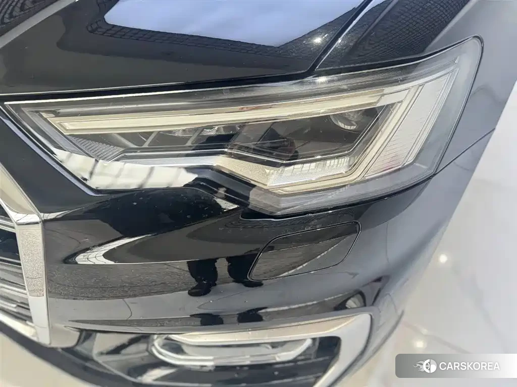 Audi A6L 2023 Черный из Китая