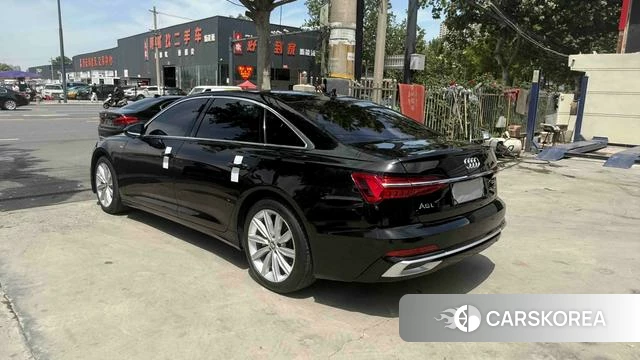 Audi A6L 2021 Черный из Китая