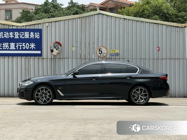 BMW 5 series 2021 Черный из Китая