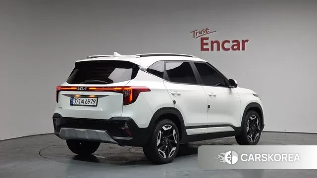 Kia The New Seltos 2022 Белый из Кореи