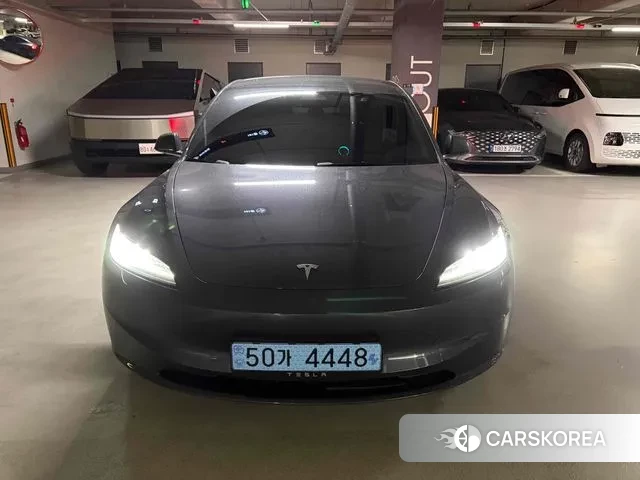 Tesla Model 3 2025 Серый из Кореи