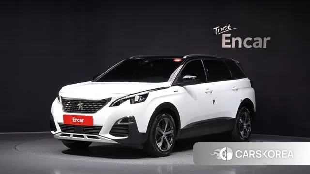 Peugeot 5008 second generation 2018 Белый из Кореи