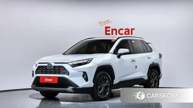 Toyota RAV4 5th Generation 2023 Белый из Кореи