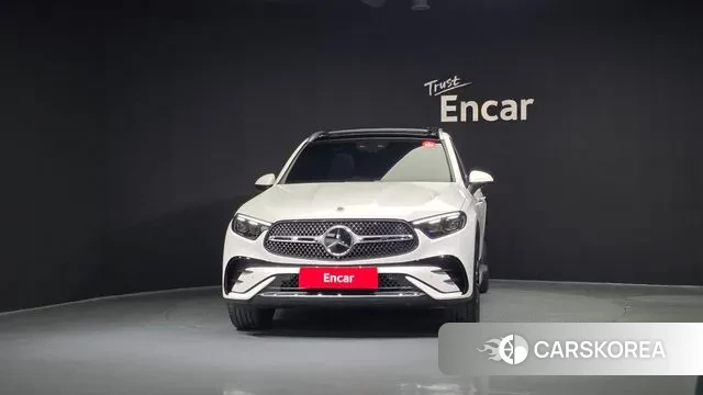 Mercedes-Benz GLC-Class X254 2024 Белый из Кореи