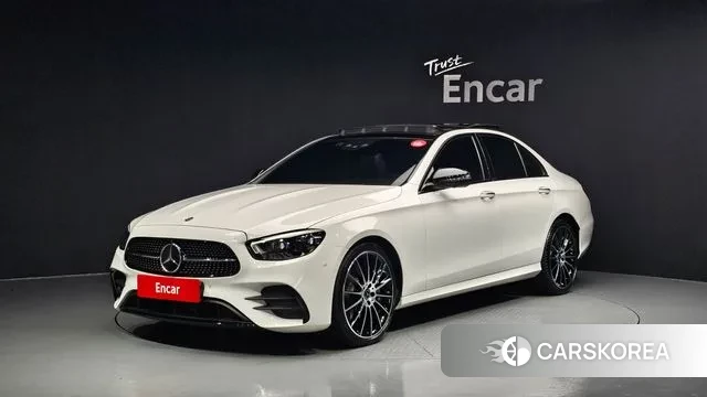 Mercedes-Benz E-Class W213 2023 Белый из Кореи