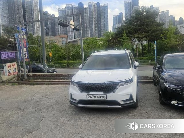 Kia Carnival 4th generation 2023 Белый из Кореи