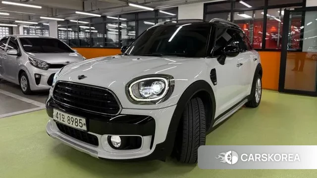 Mini Cooper Countryman 2018 Белый из Кореи