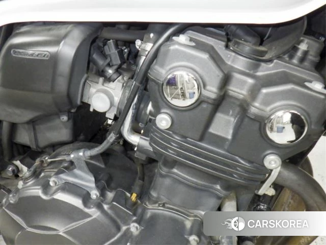 Engine photo