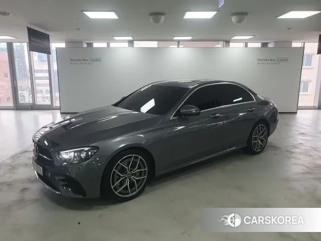 Mercedes-Benz E-Class W213 2020 Серый из Кореи