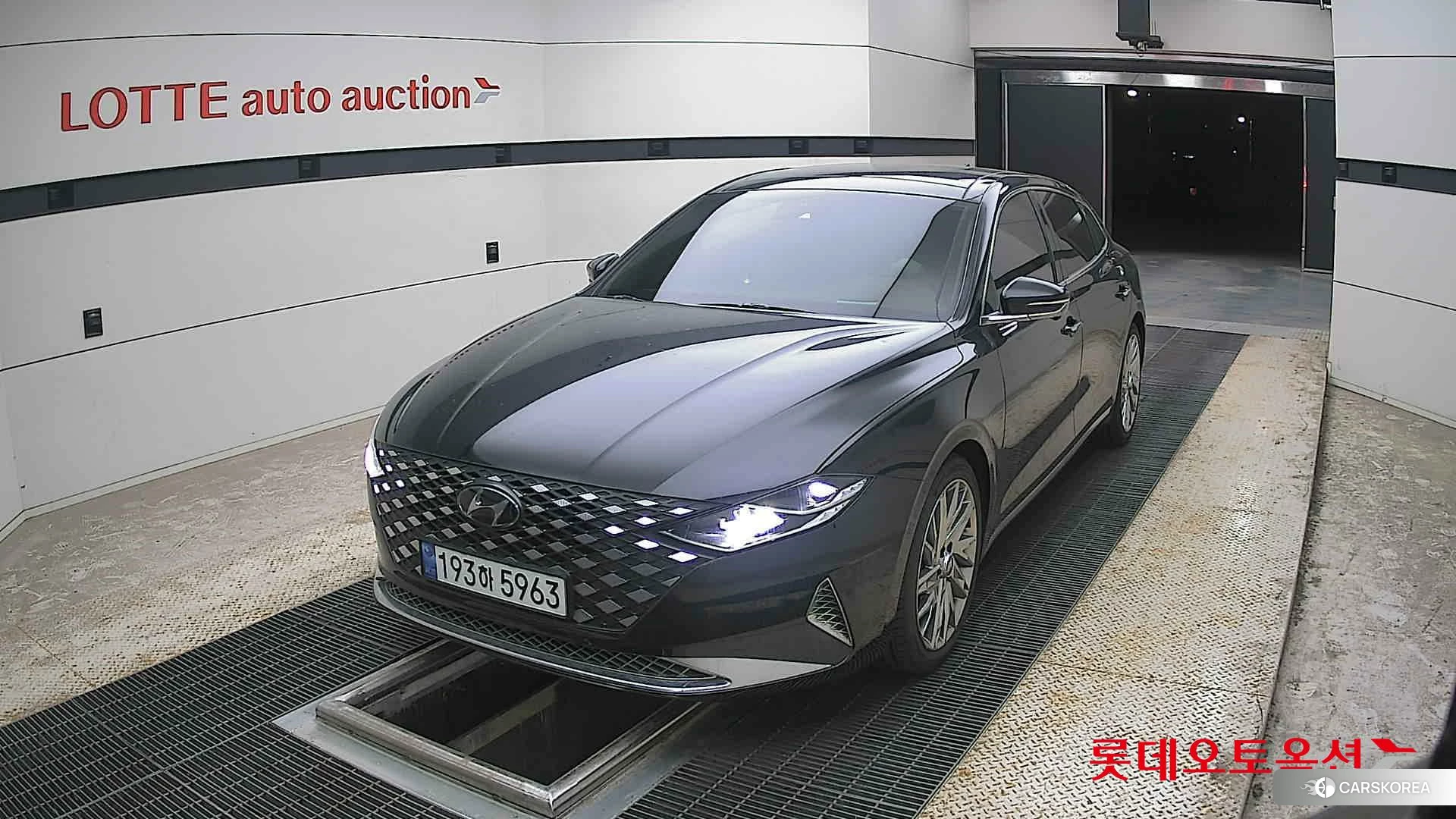 Hyundai Grandeur 2022 Midnight Black Pearl из Кореи