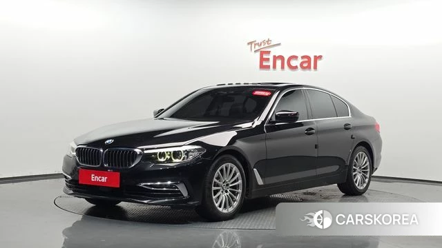 BMW 5 Series (G30) 2019 Черный из Кореи