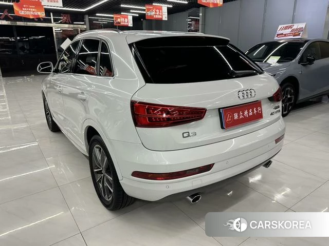 Audi Q3 2018 Белый из Китая