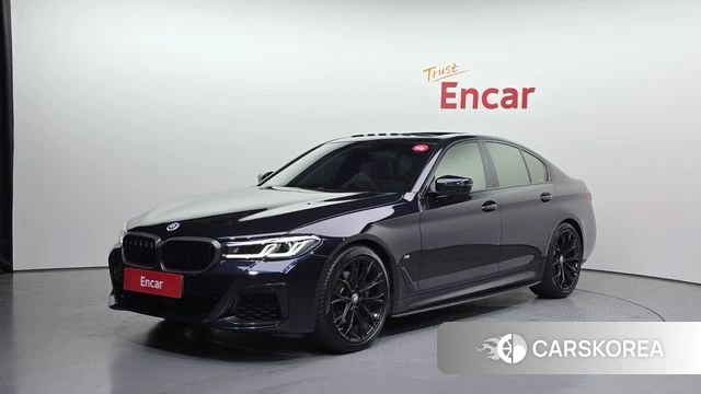 BMW 5 Series (G30) 2022 Черный из Кореи