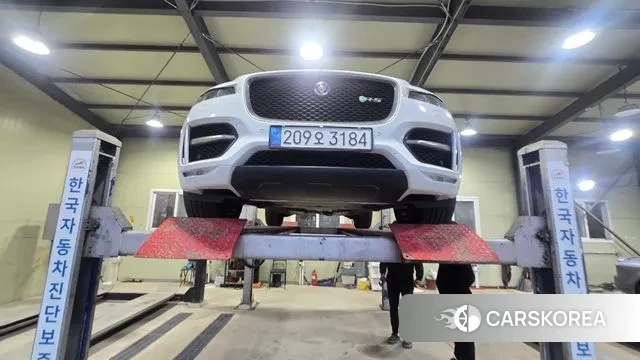 Jaguar F-PACE 2018 Белый из Кореи