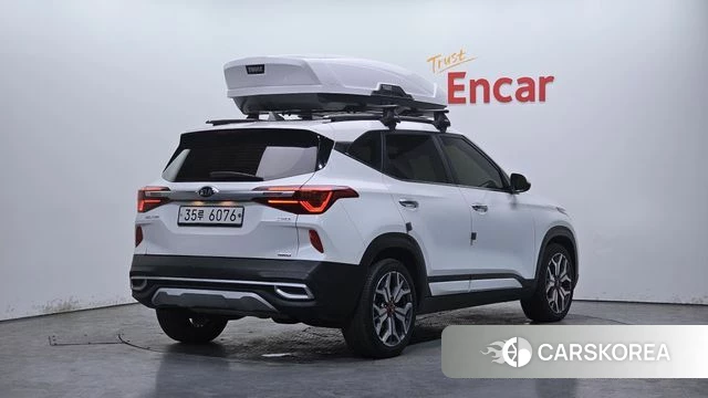 Kia Seltos 2019 Белый из Кореи