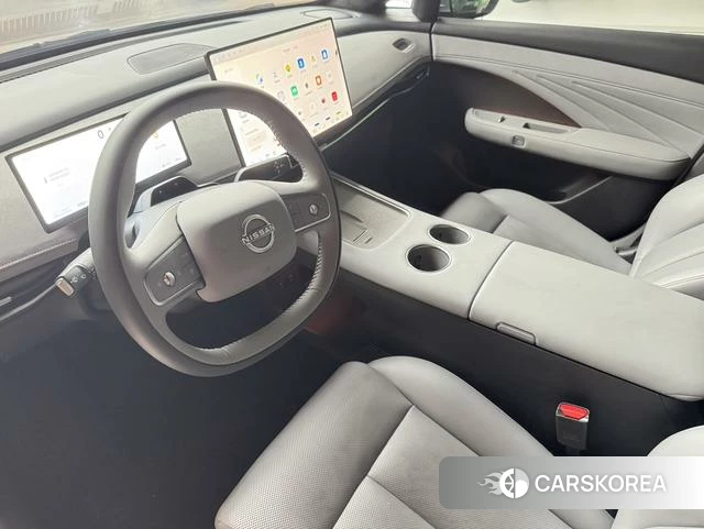 Nissan N7 2025 Серебристо-серый из Китая