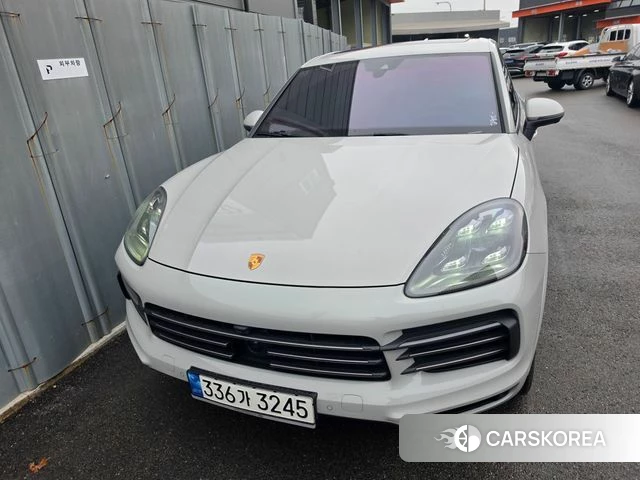 Porsche Cayenne (PO536) 2022 Серебристо-серый из Кореи