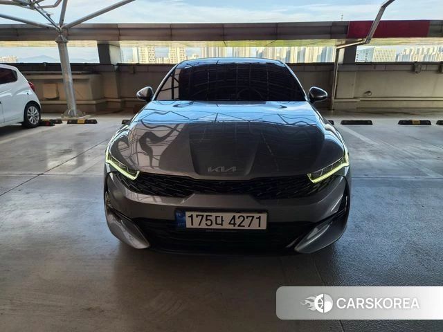 Kia K5 3rd generation 2023 Серебристо-серый из Кореи