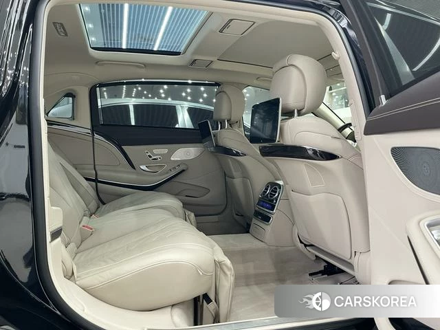Mercedes-Benz Maybach S-class 2021 Черный из Китая