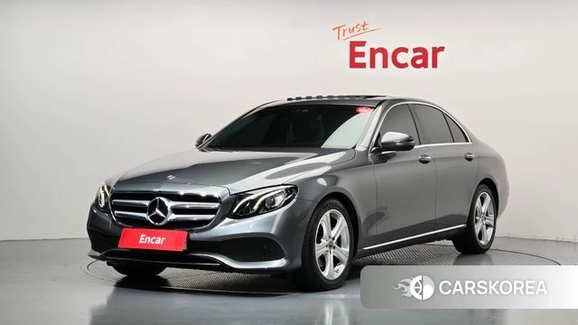 Mercedes-Benz E-Class W213 2018 Серый из Кореи
