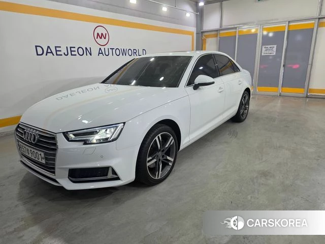 Audi A4 (B9) 2019 Белый из Кореи