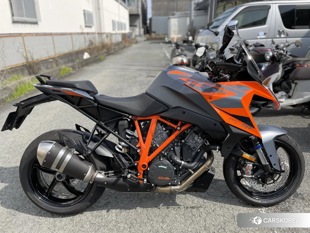 Проданный KTM 1290 SUPER DUKE GT 2023 из Японии