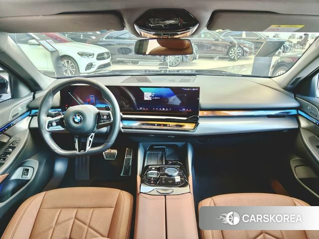 BMW 5 series 2024 Черный из Китая