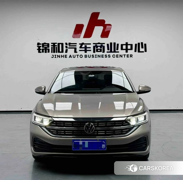 Volkswagen Sagitar 2023 Шампань из Китая