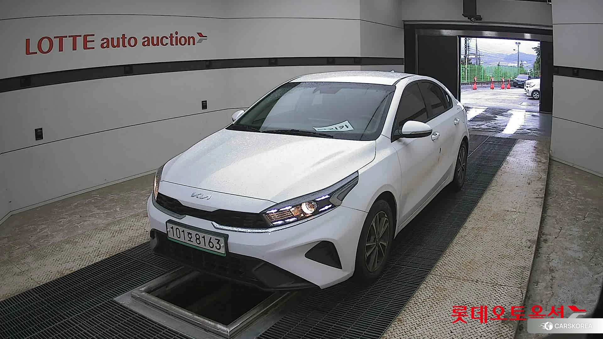 Kia K3 2022 Белый из Кореи