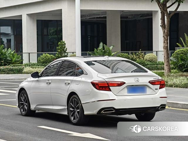 Honda Yingshipai 2023 Белый из Китая