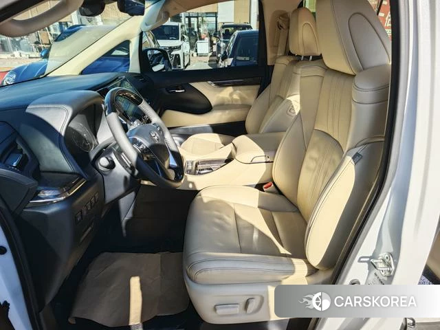 Toyota Wilfa 2022 Белый из Китая