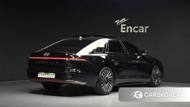 Hyundai Grandeur (GN7) 2022 Черный из Кореи