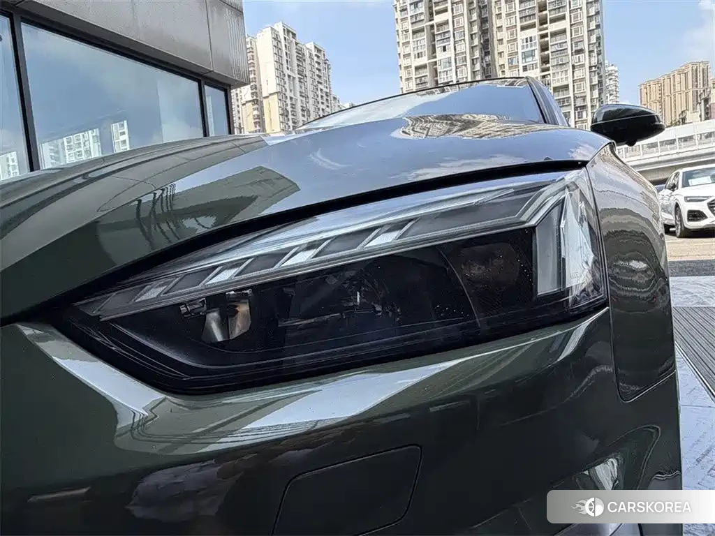 Audi A5 2022 Зеленый из Китая