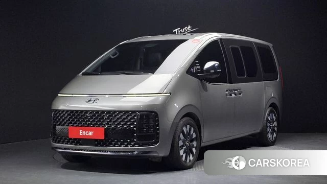 Hyundai Staria 2023 Серый из Кореи