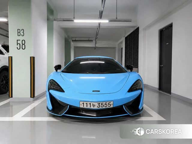 McLaren 570S 2018 Серебристо-серый из Кореи